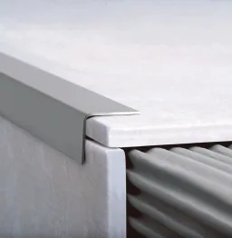 Tapacanto Cromo Brillante (16x16mm) - (2.50 mts lineal x tira)